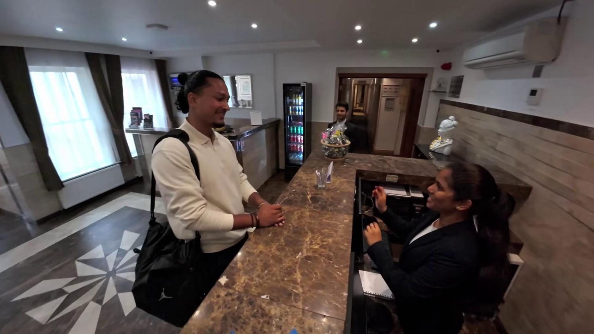 Osborne Aparthotel Eastbourne Eksteriør billede