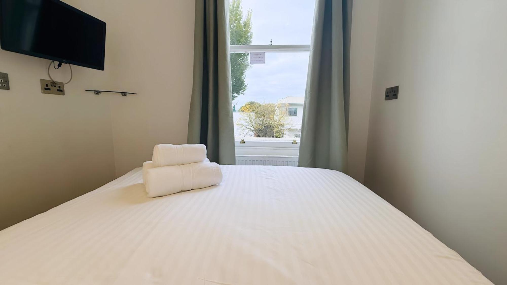 Osborne Aparthotel Eastbourne Eksteriør billede