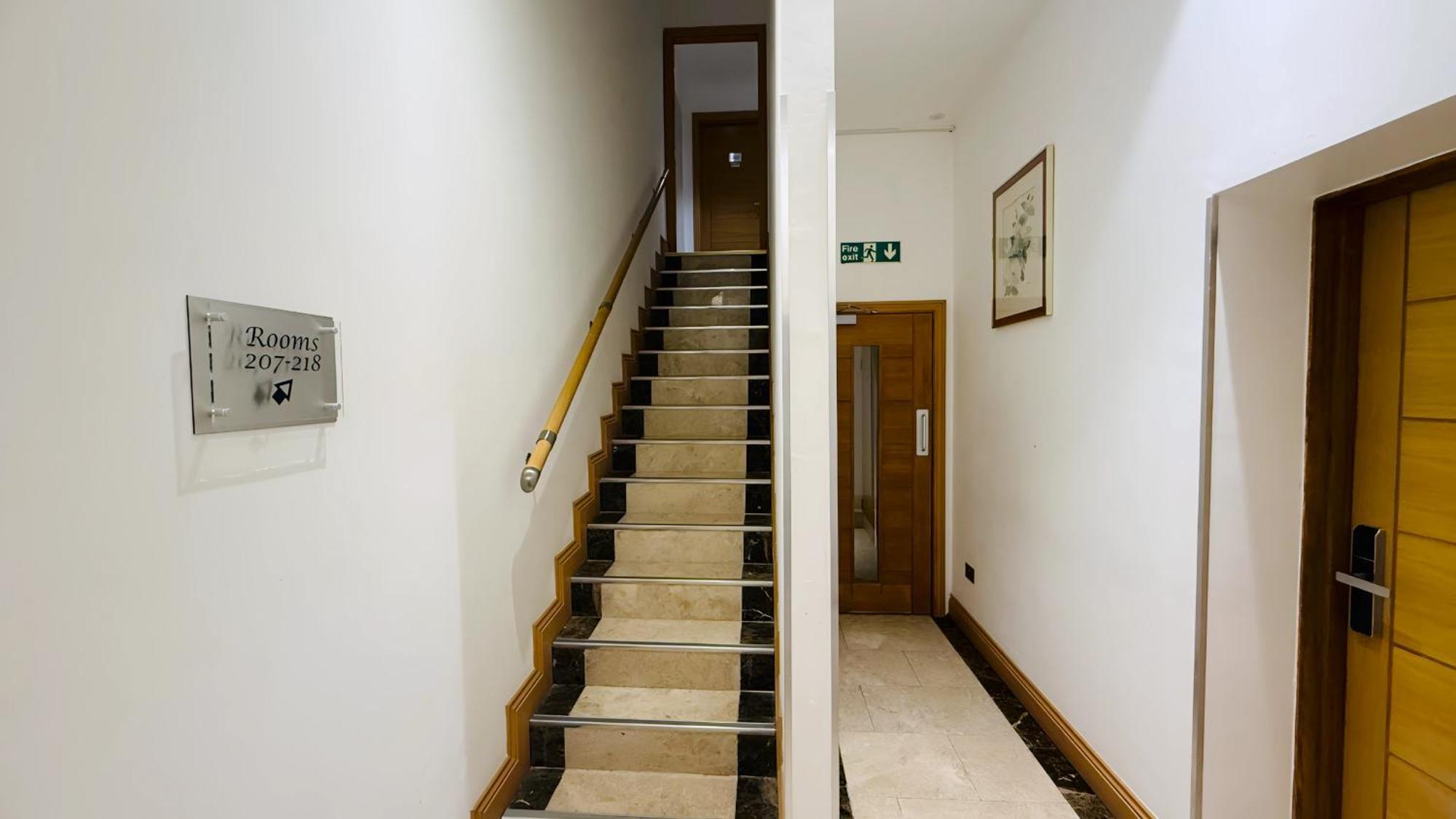 Osborne Aparthotel Eastbourne Eksteriør billede