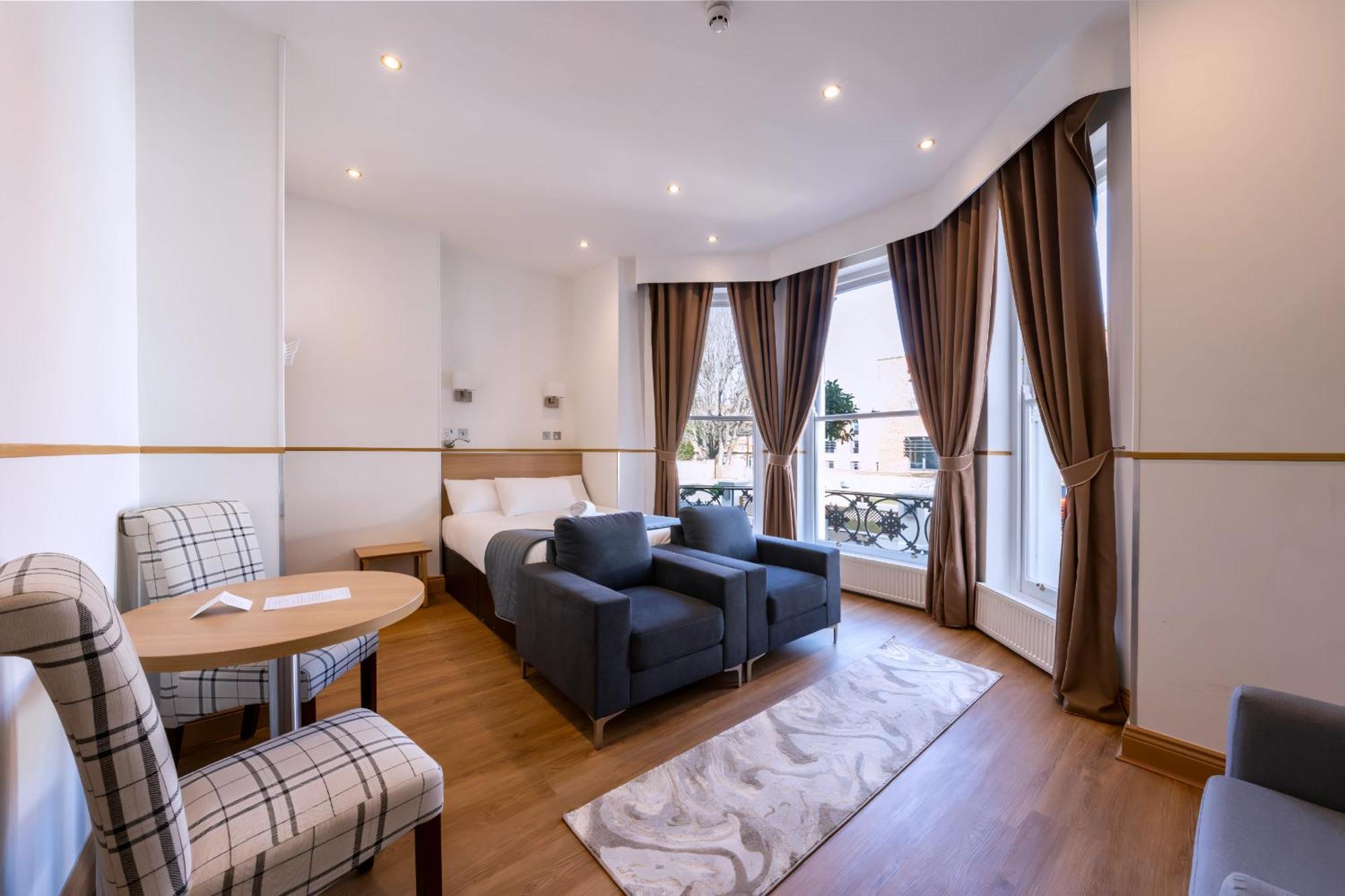 Osborne Aparthotel Eastbourne Eksteriør billede