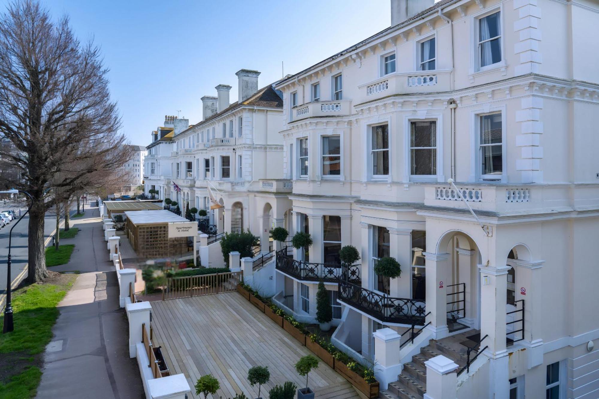 Osborne Aparthotel Eastbourne Eksteriør billede